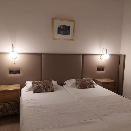 El Balcon De La Vega Otel Pareja Dış mekan fotoğraf