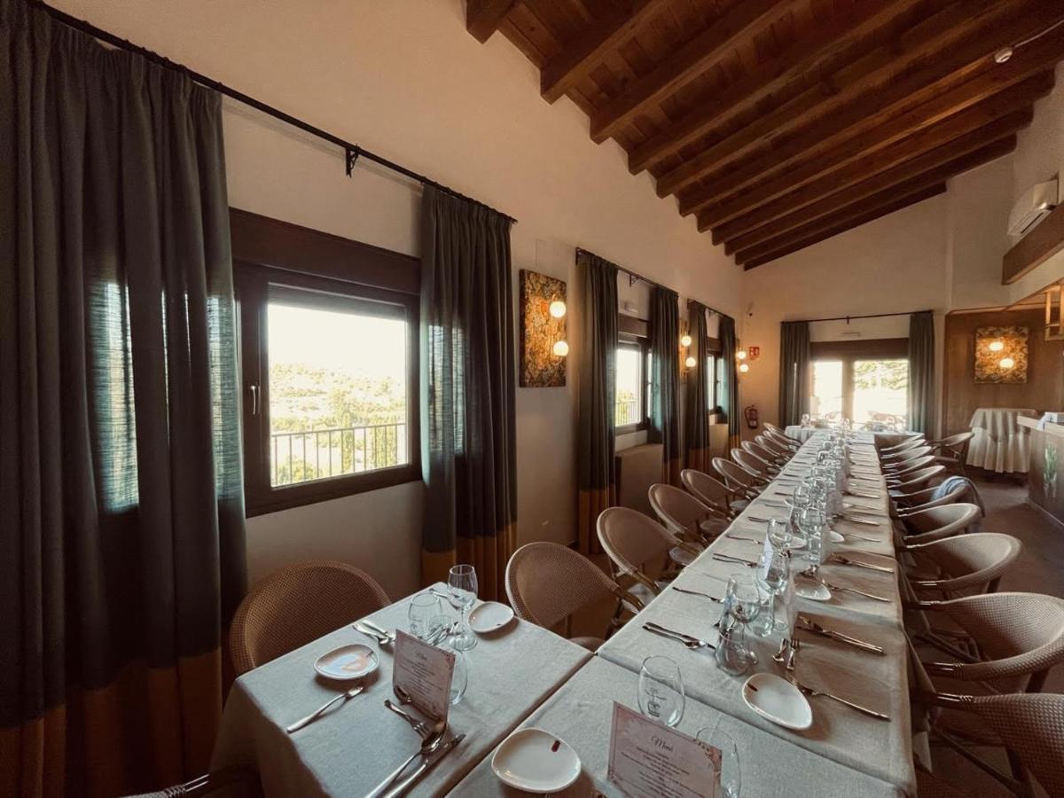 El Balcon De La Vega Otel Pareja Dış mekan fotoğraf