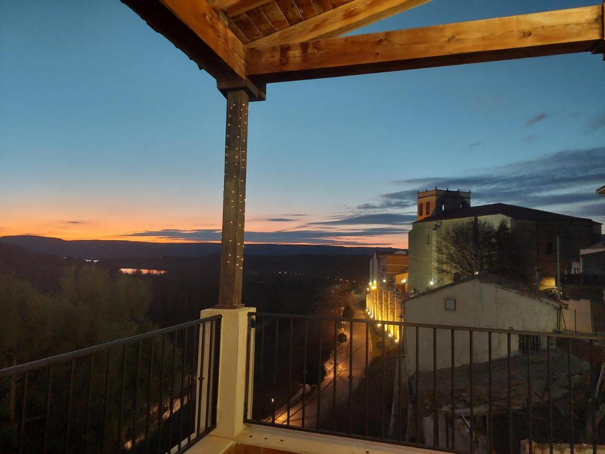 El Balcon De La Vega Otel Pareja Dış mekan fotoğraf