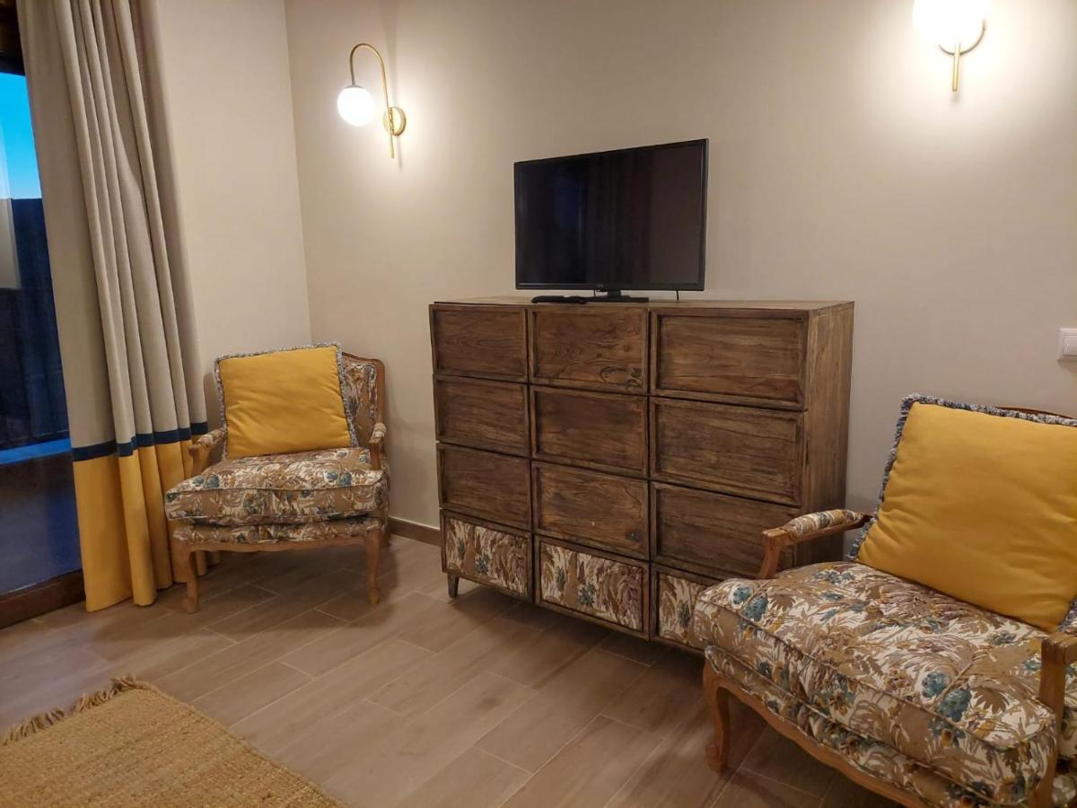 El Balcon De La Vega Otel Pareja Dış mekan fotoğraf